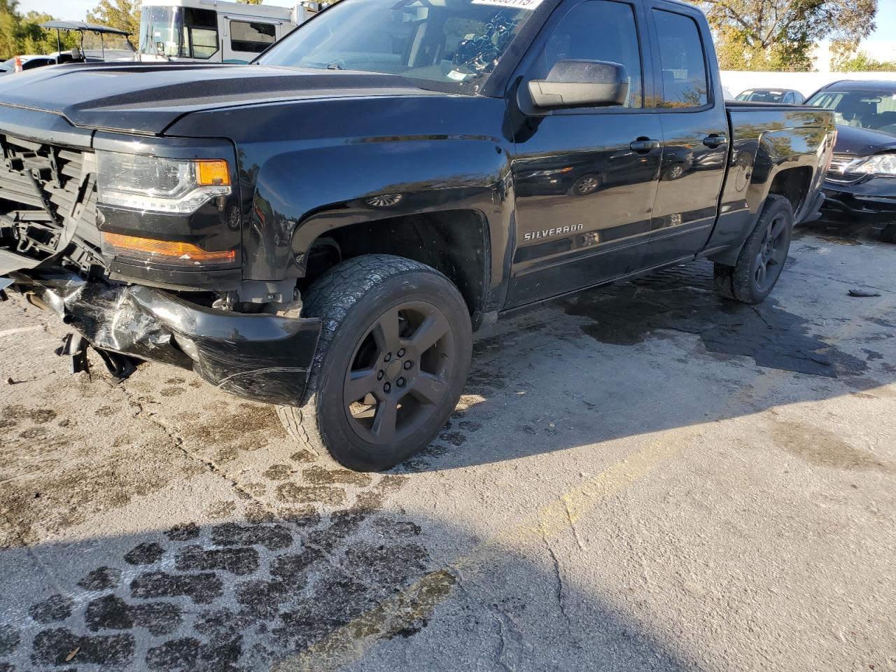2018 CHEVROLET Silverado