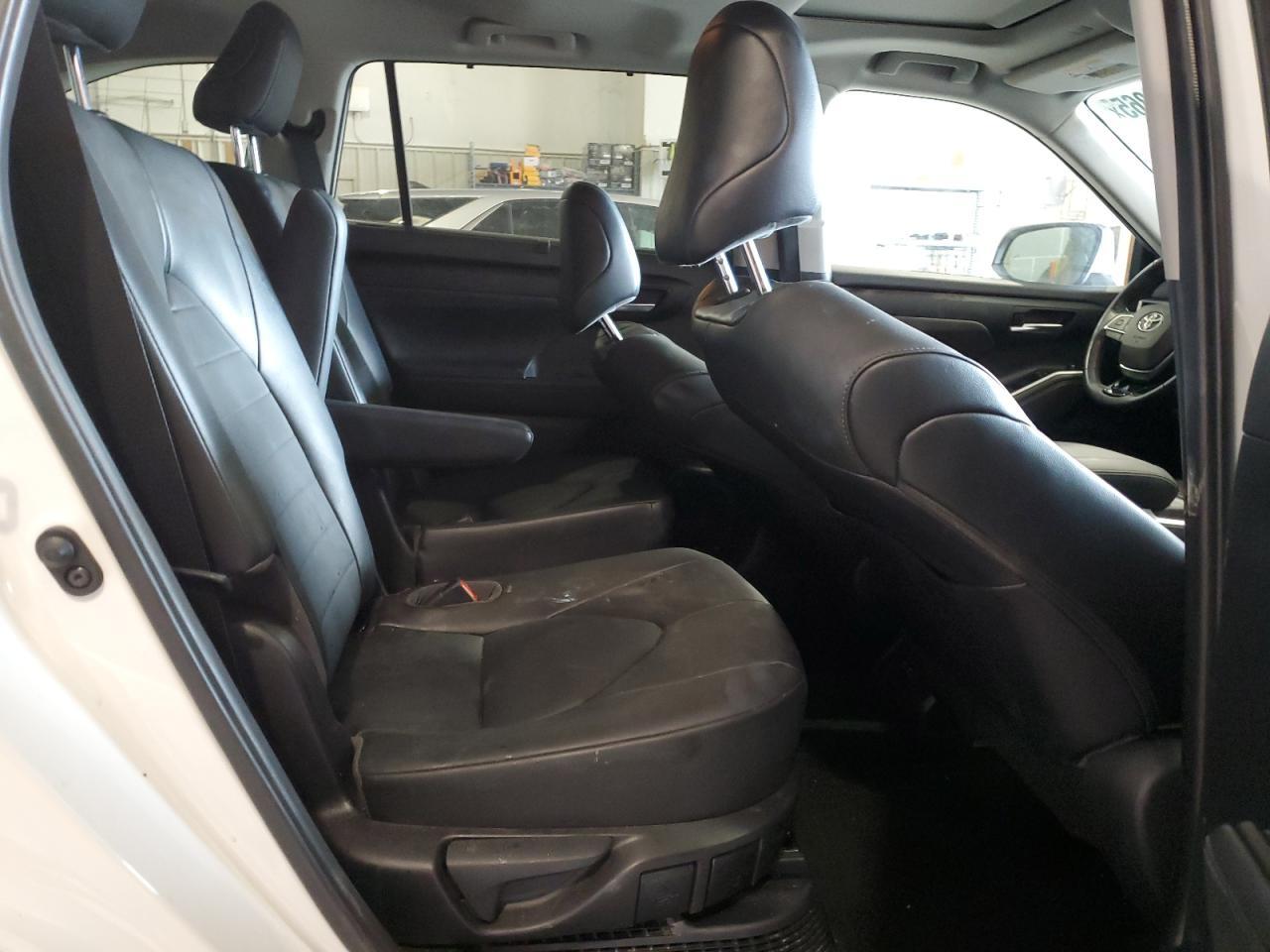 2021 TOYOTA HIGHLANDER