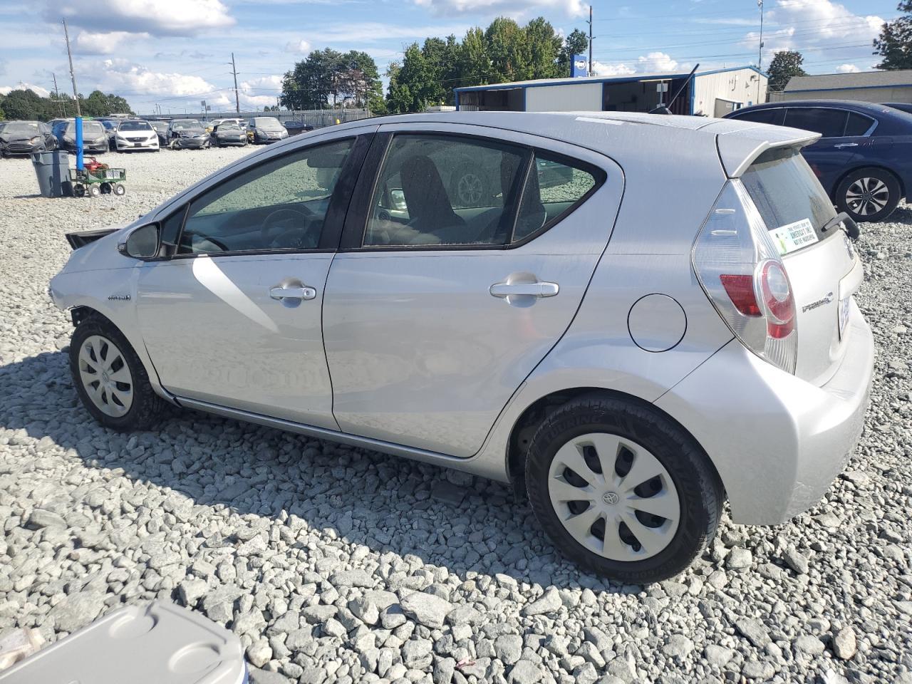 2013 TOYOTA Prius c