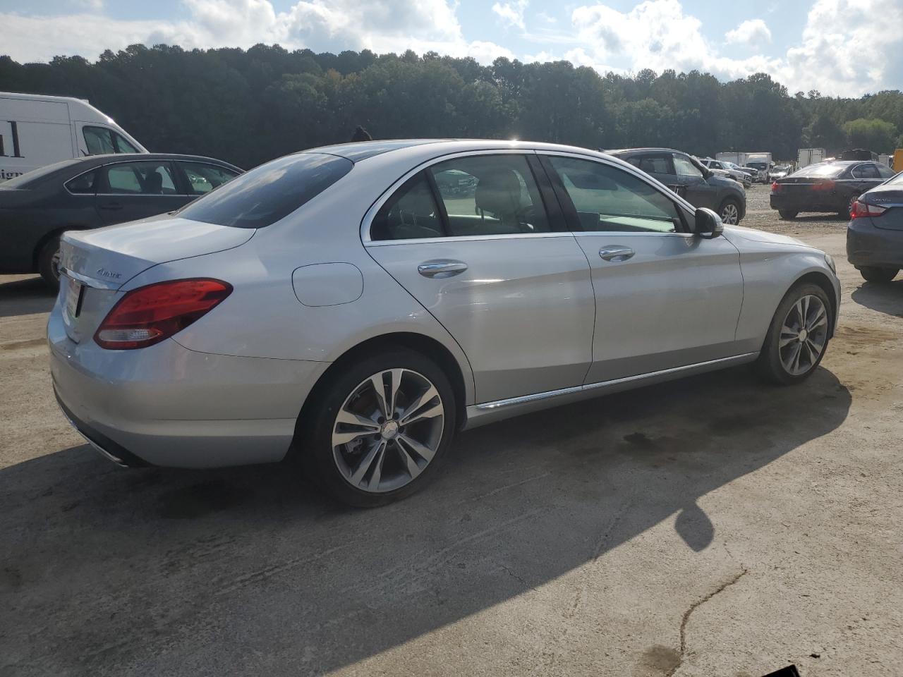 2016 MERCEDES-BENZ C-CLASS
