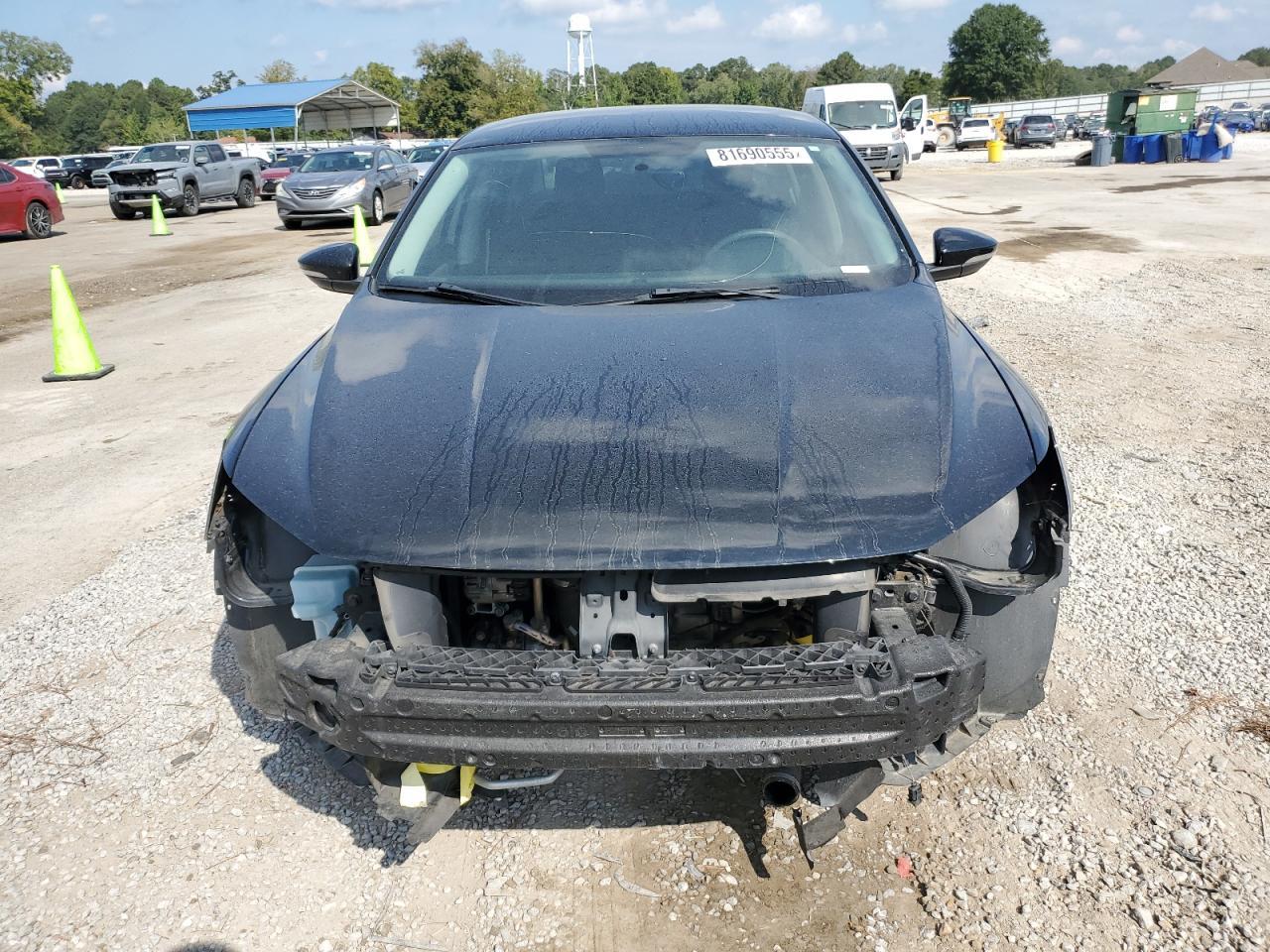 2016 VOLKSWAGEN Passat