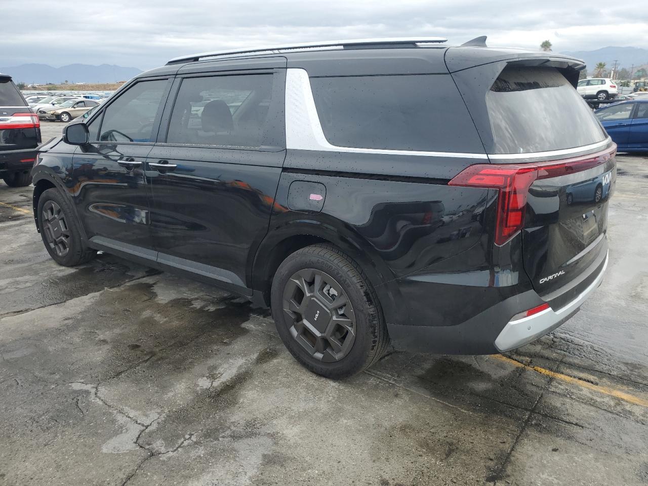 2025 KIA Carnival