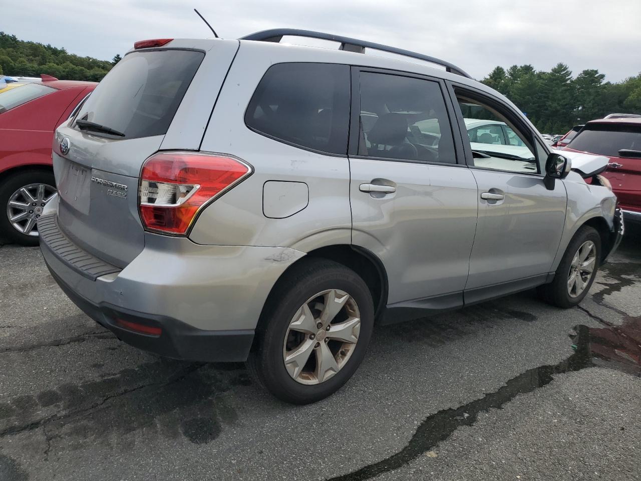 2015 SUBARU FORESTER