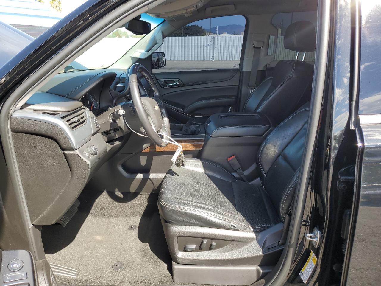 2018 CHEVROLET Suburban