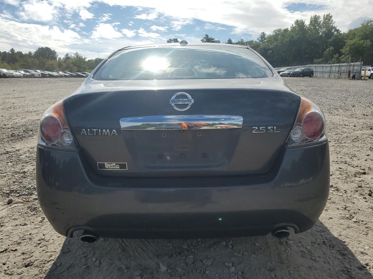 2011 NISSAN ALTIMA