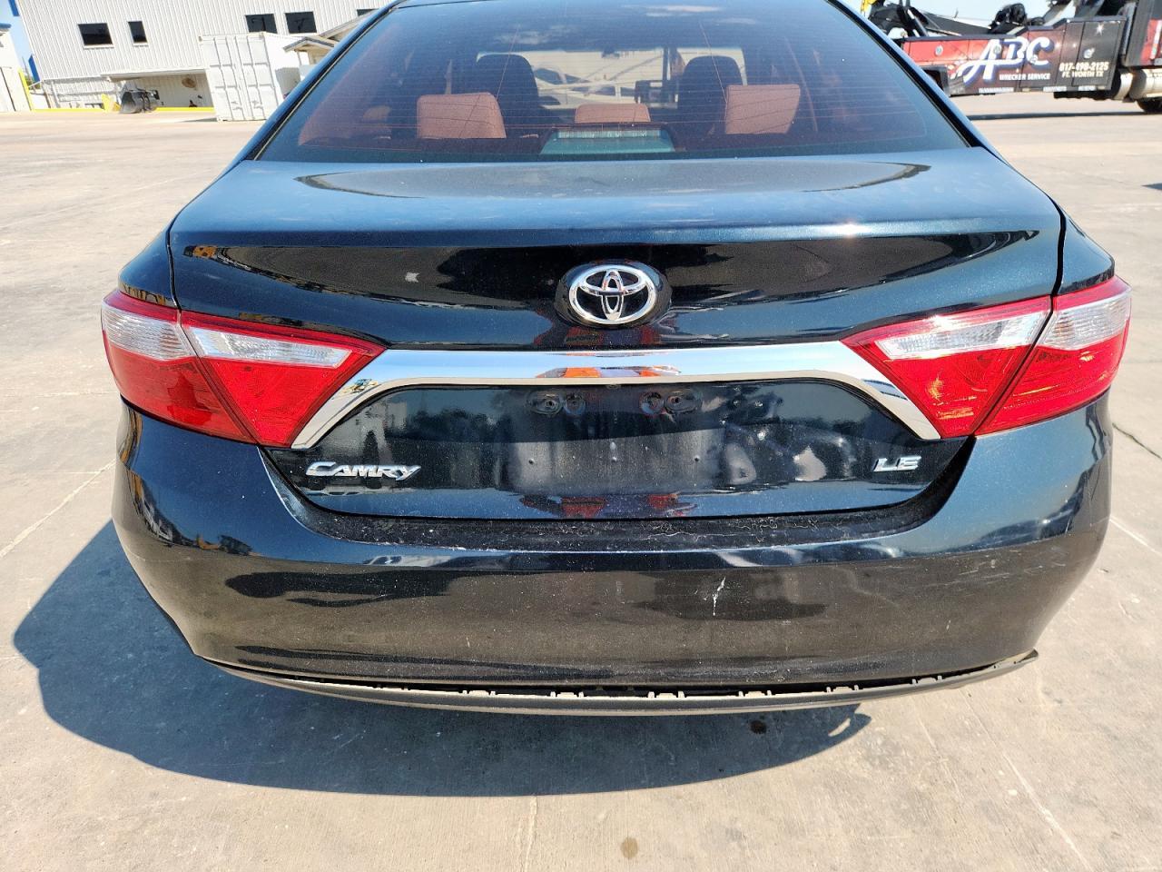2017 TOYOTA CAMRY