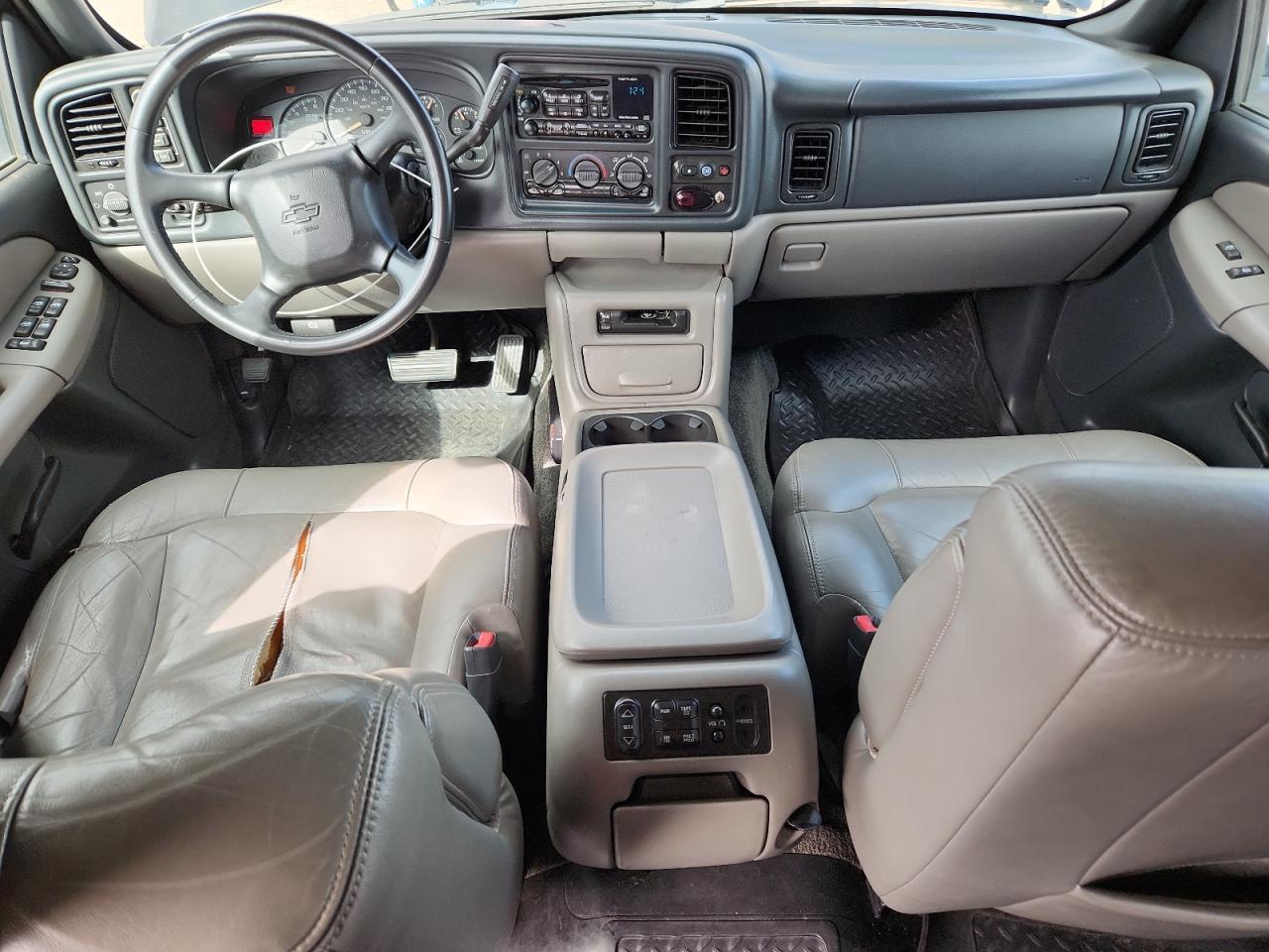 2002 CHEVROLET Suburban