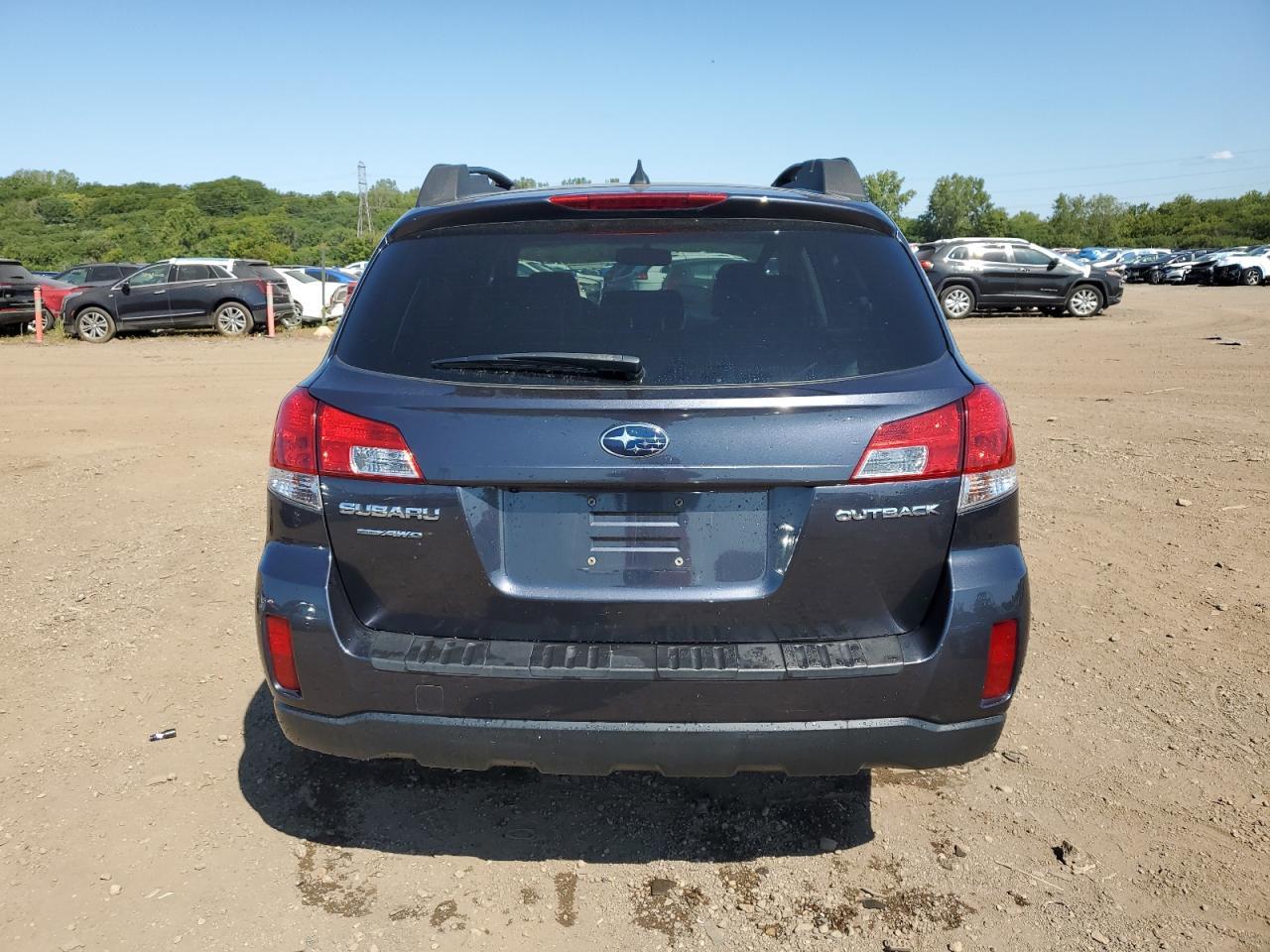 2013 SUBARU Outback