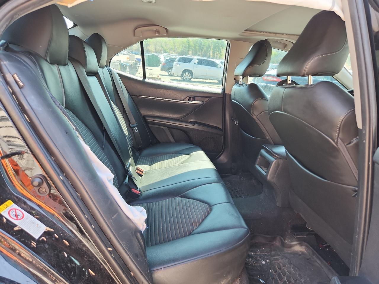 2018 TOYOTA CAMRY