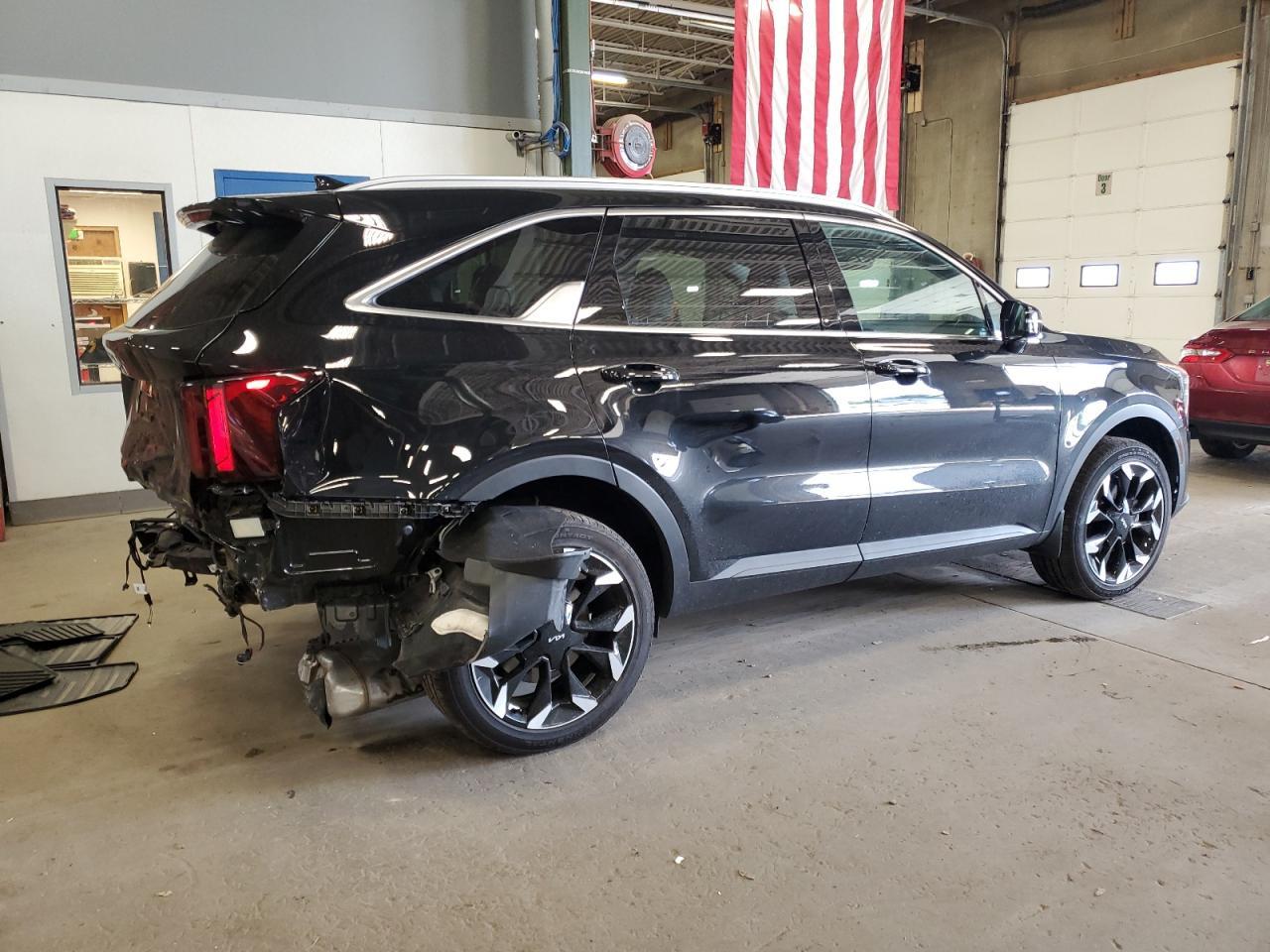 2025 KIA SORENTO