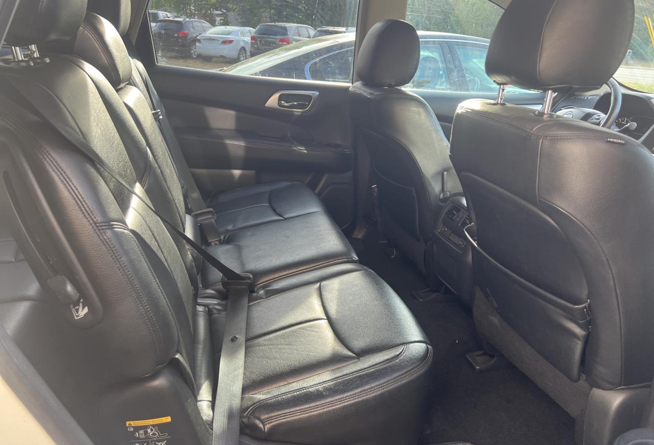 2017 NISSAN PATHFINDER