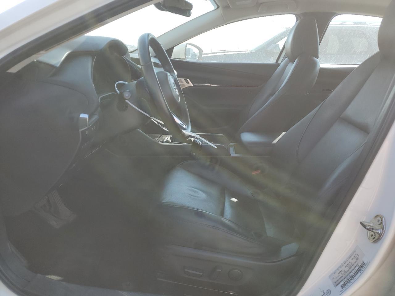 2019 MAZDA 3