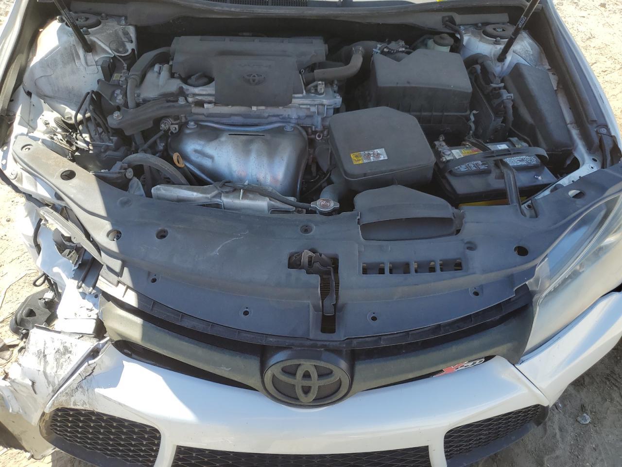 2017 TOYOTA CAMRY