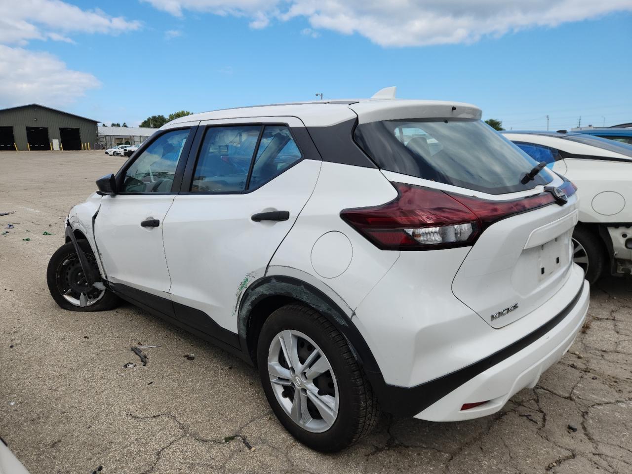 2022 NISSAN KICKS
