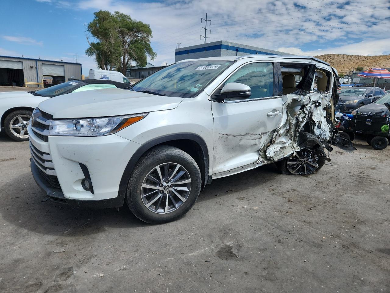 2019 TOYOTA HIGHLANDER