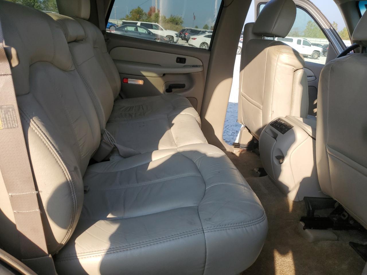 2002 CHEVROLET Tahoe