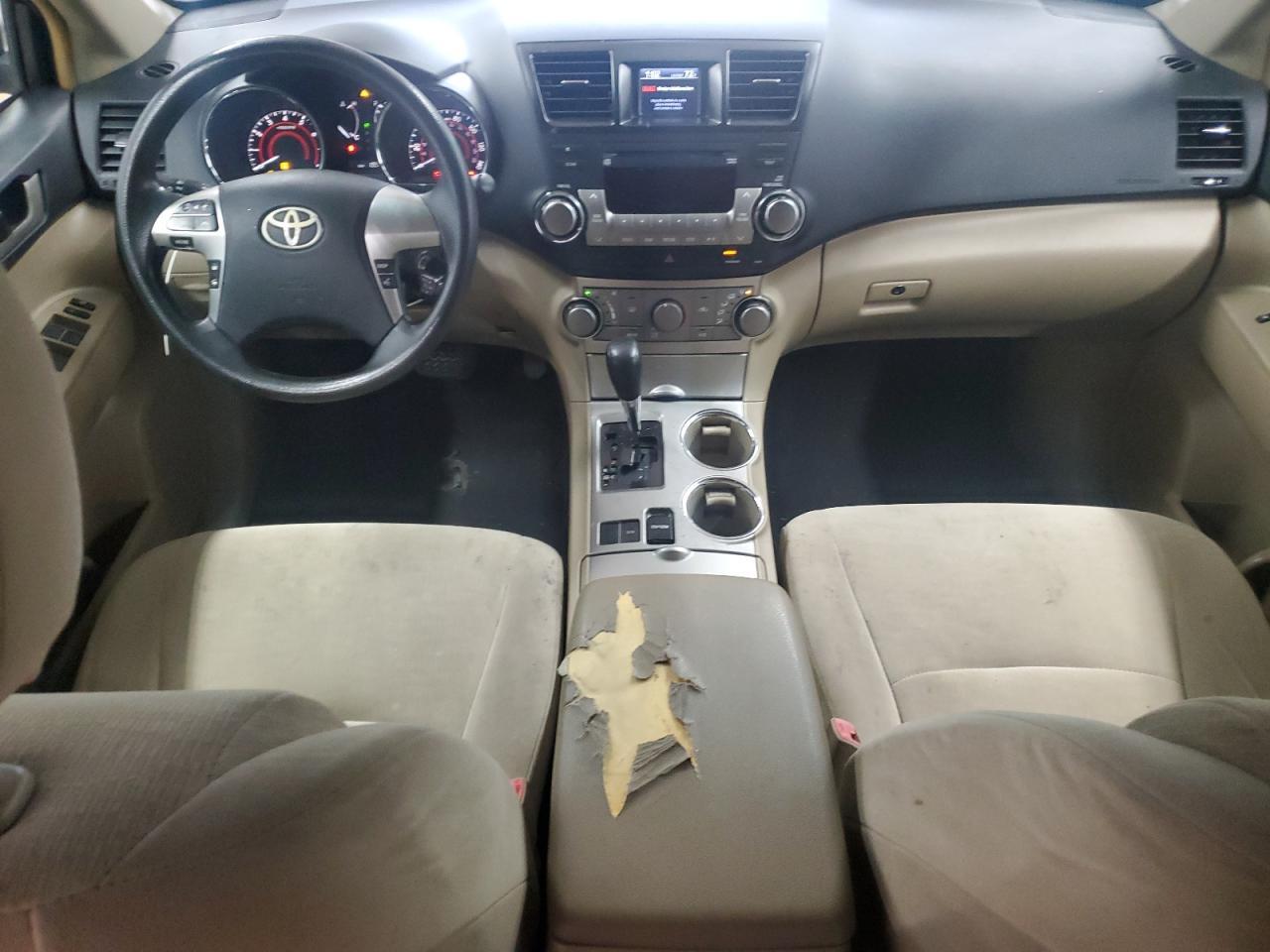 2011 TOYOTA HIGHLANDER