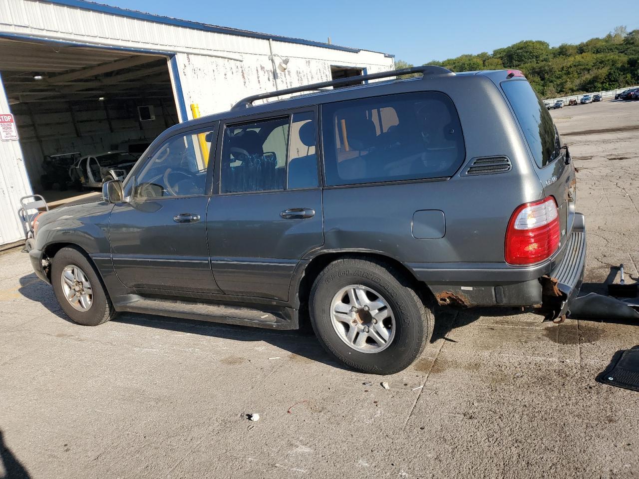 1999 LEXUS Lx
