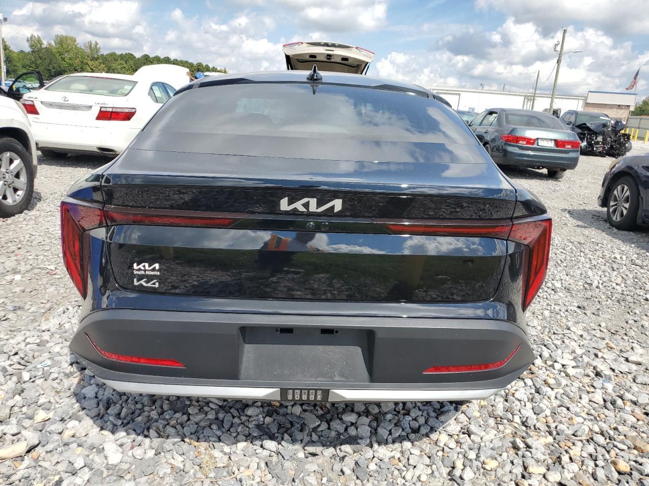 2025 KIA K4