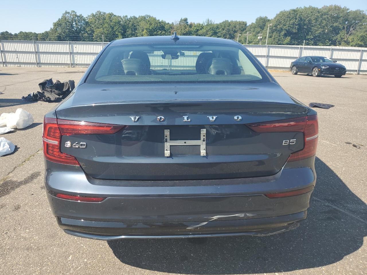 2024 VOLVO S60