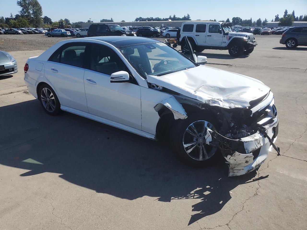 2016 MERCEDES-BENZ E-Class
