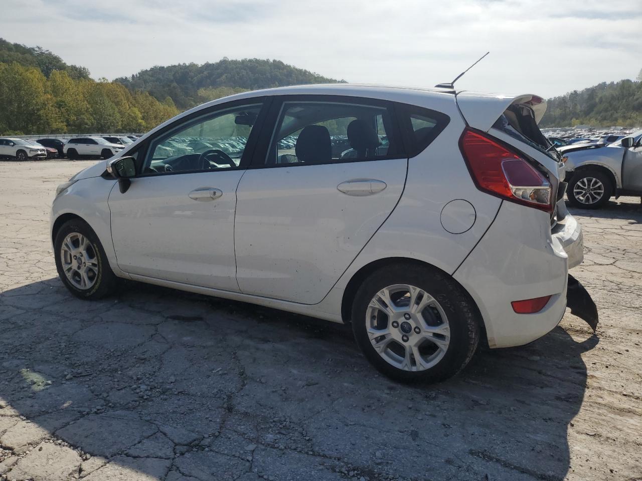 2014 FORD Fiesta
