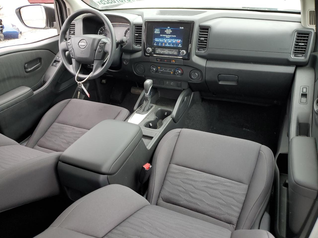 2024 NISSAN Frontier