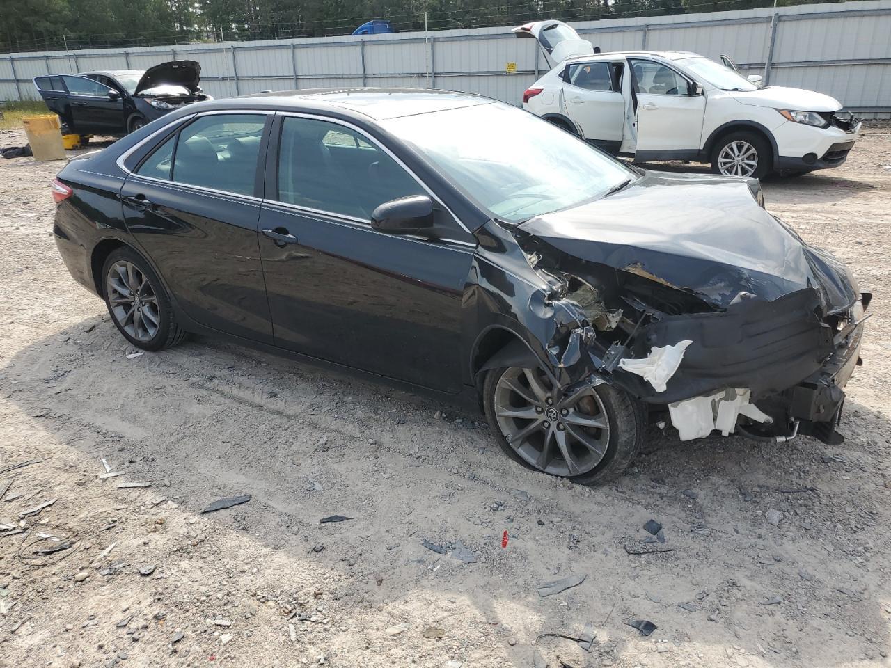 2015 TOYOTA CAMRY