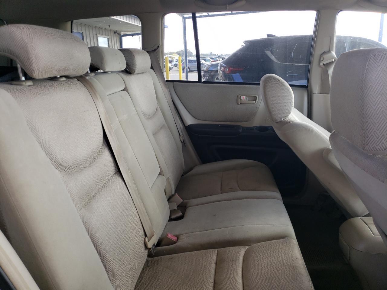 2003 TOYOTA HIGHLANDER