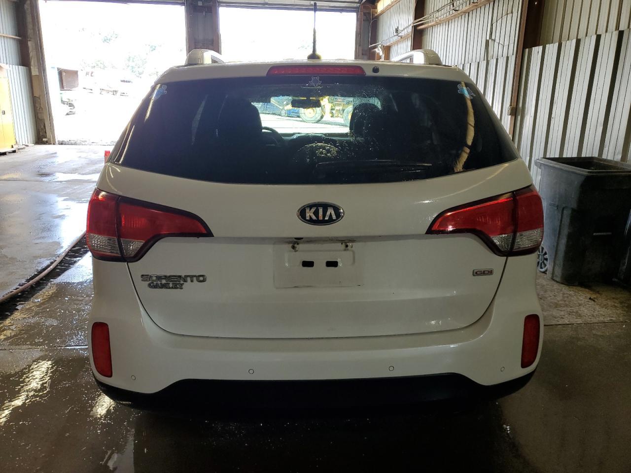 2015 KIA SORENTO