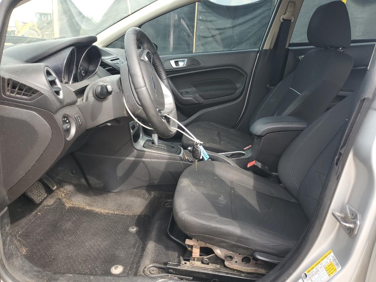 2014 FORD Fiesta