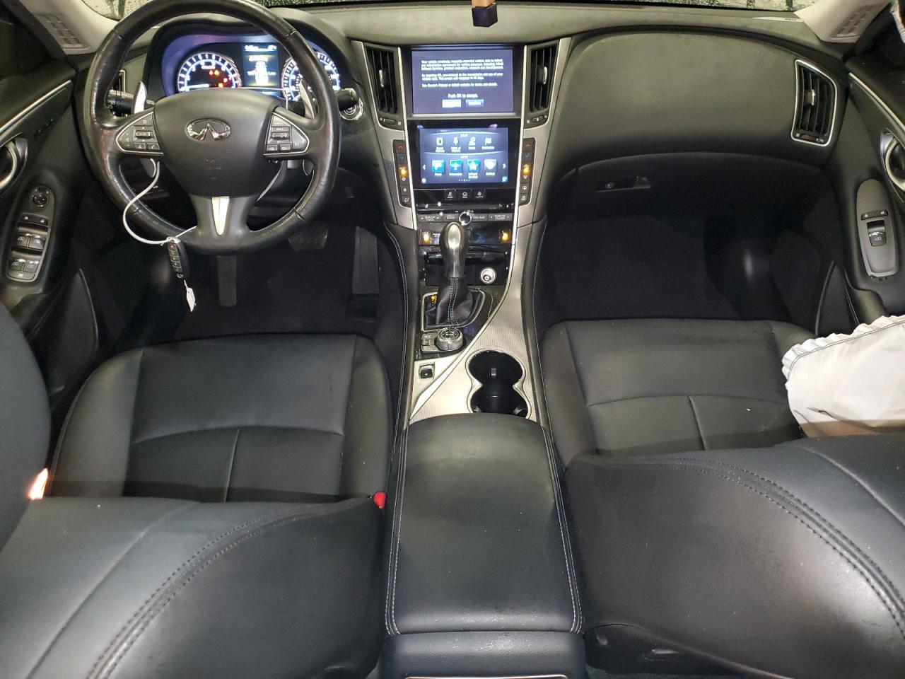 2016 INFINITI Q50
