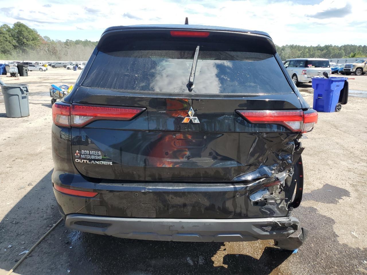 2022 MITSUBISHI outlander
