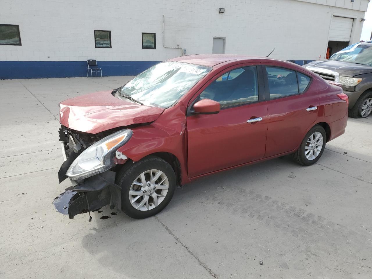 2018 NISSAN VERSA