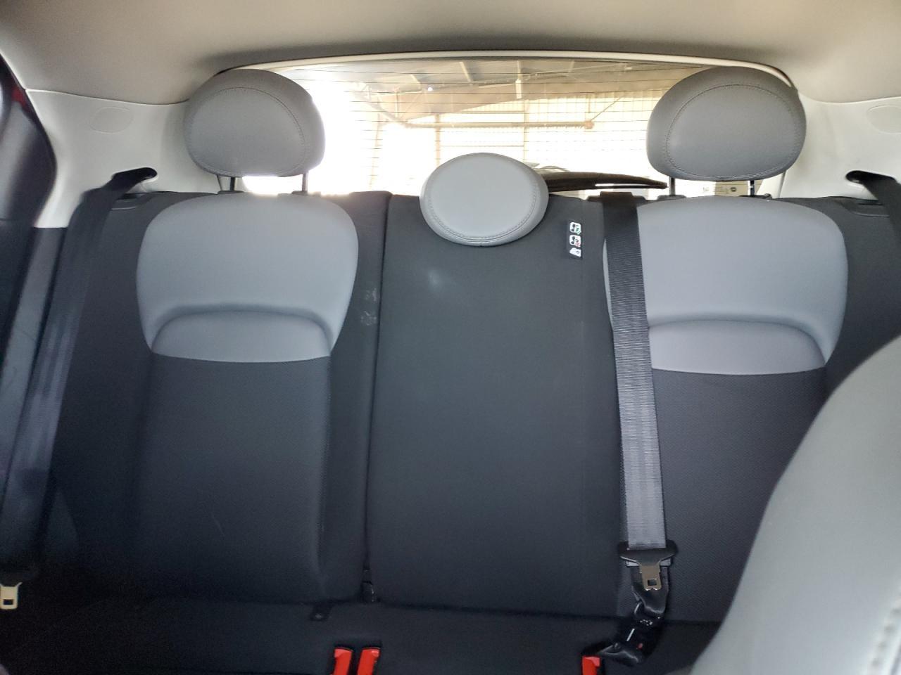 2016 FIAT 500X