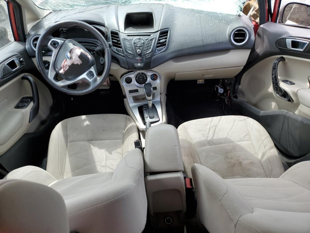 2016 FORD Fiesta
