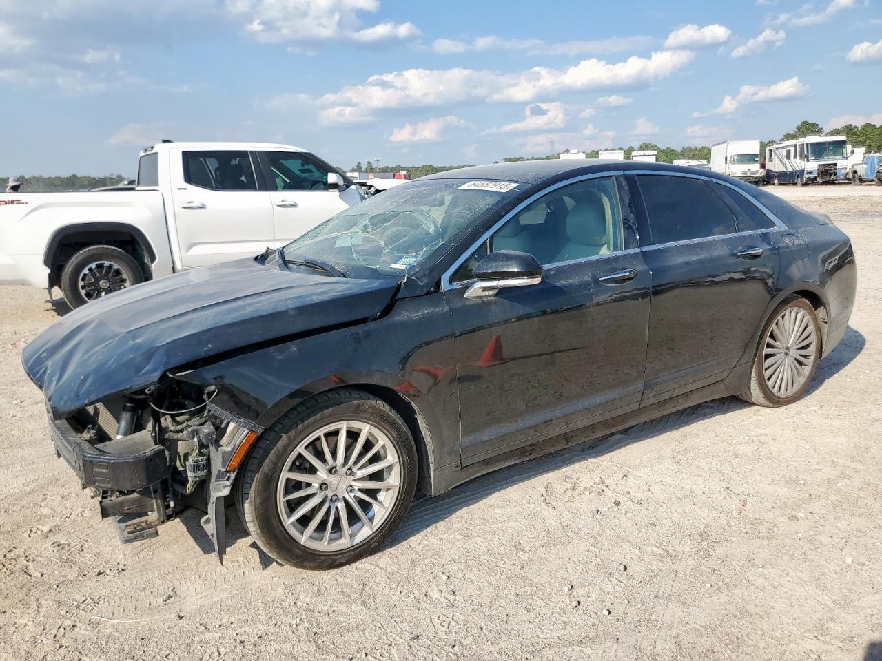 2017 LINCOLN MKZ