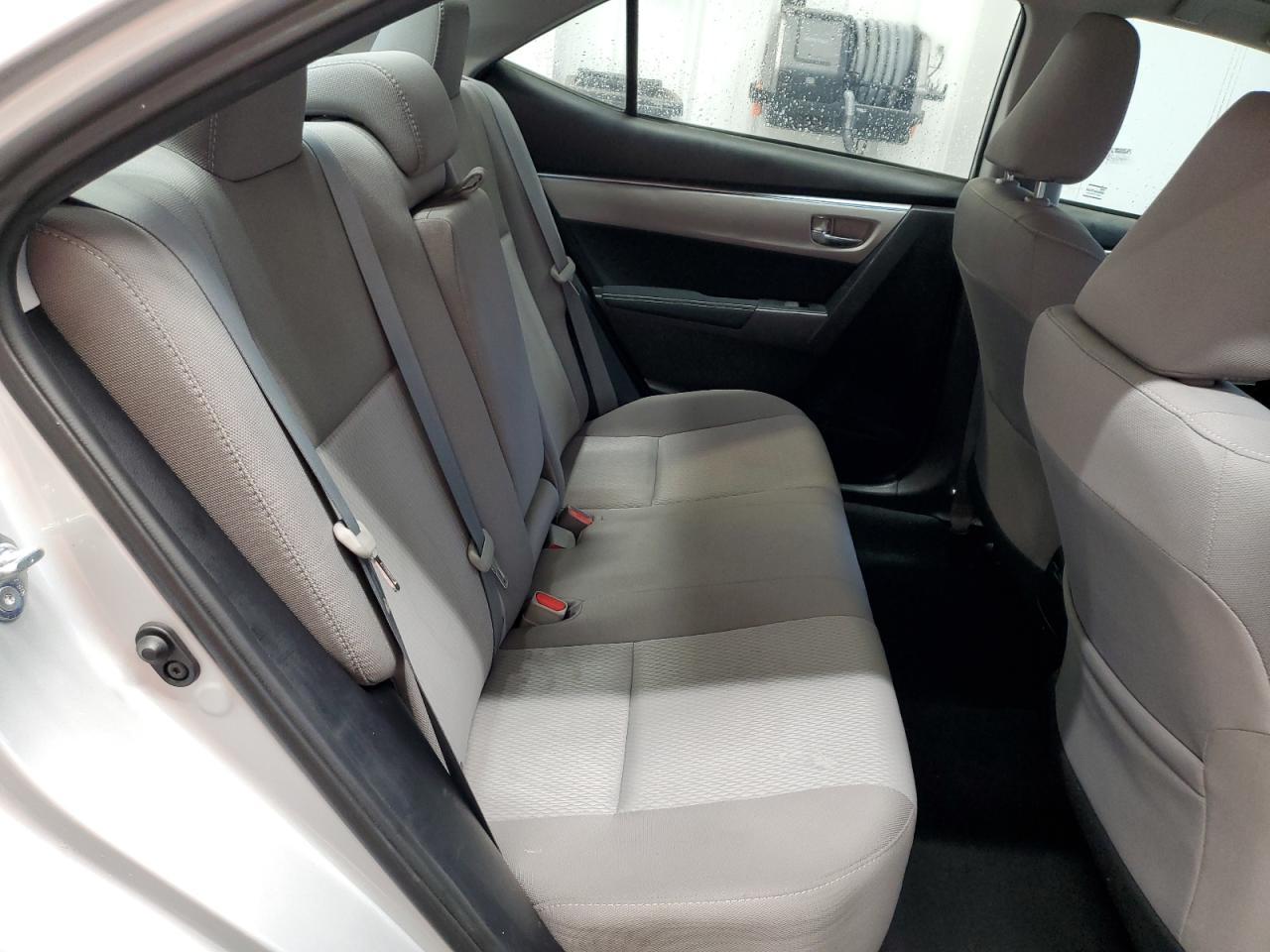 2015 TOYOTA COROLLA
