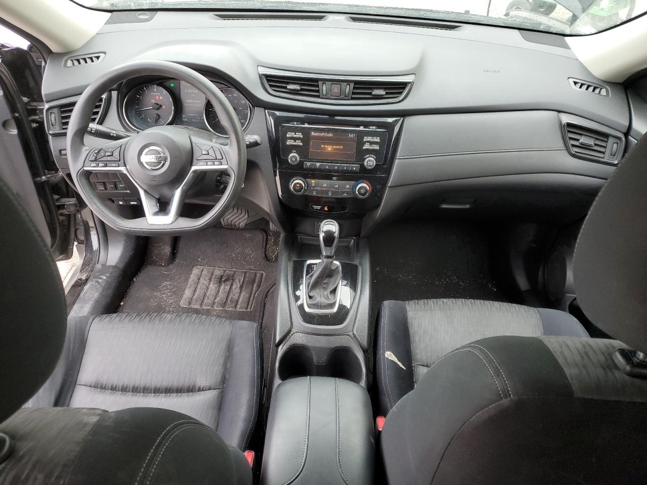 2017 NISSAN ROGUE