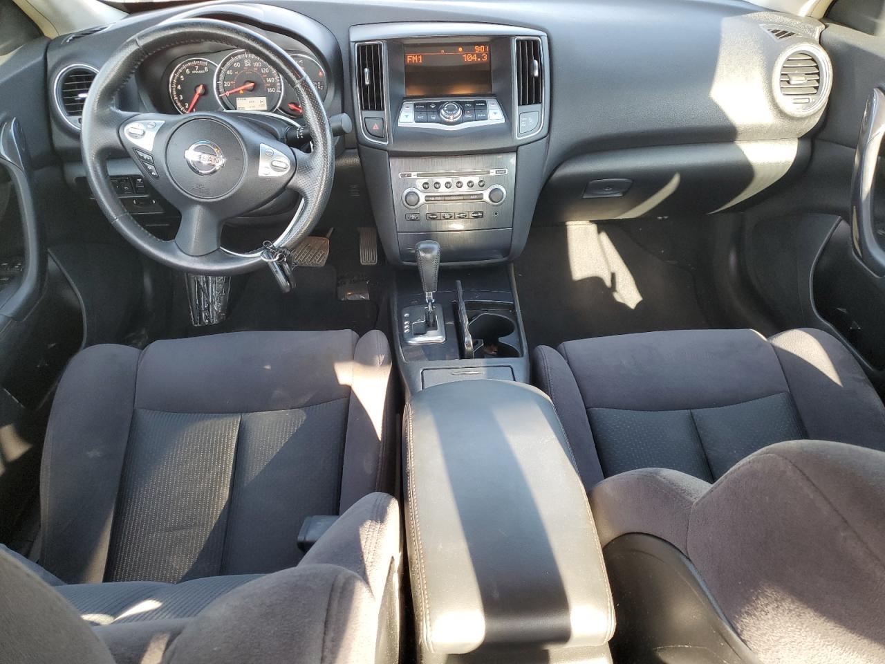 2014 NISSAN Maxima