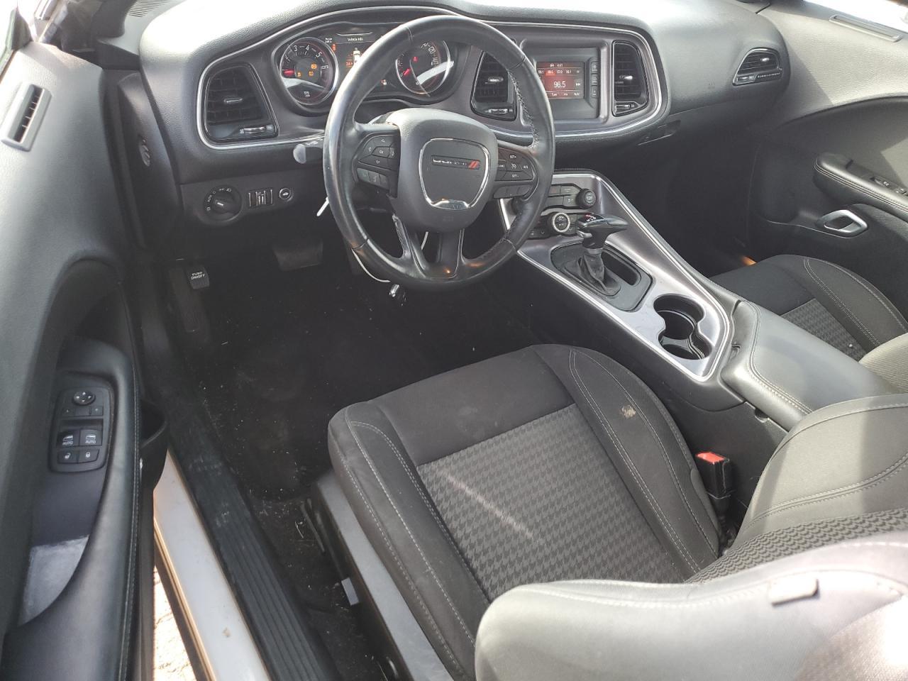 2017 DODGE Challenger