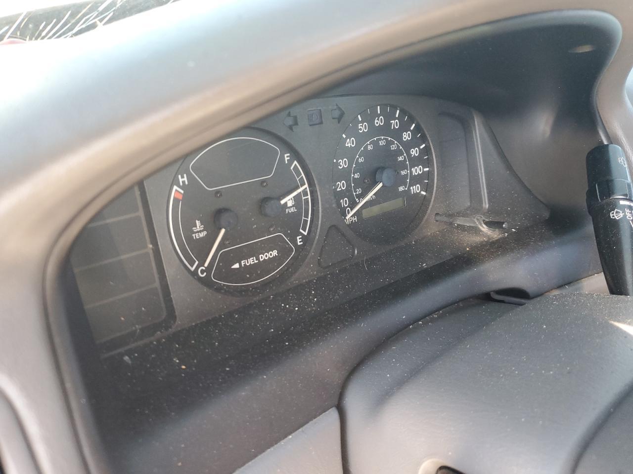 2001 TOYOTA COROLLA
