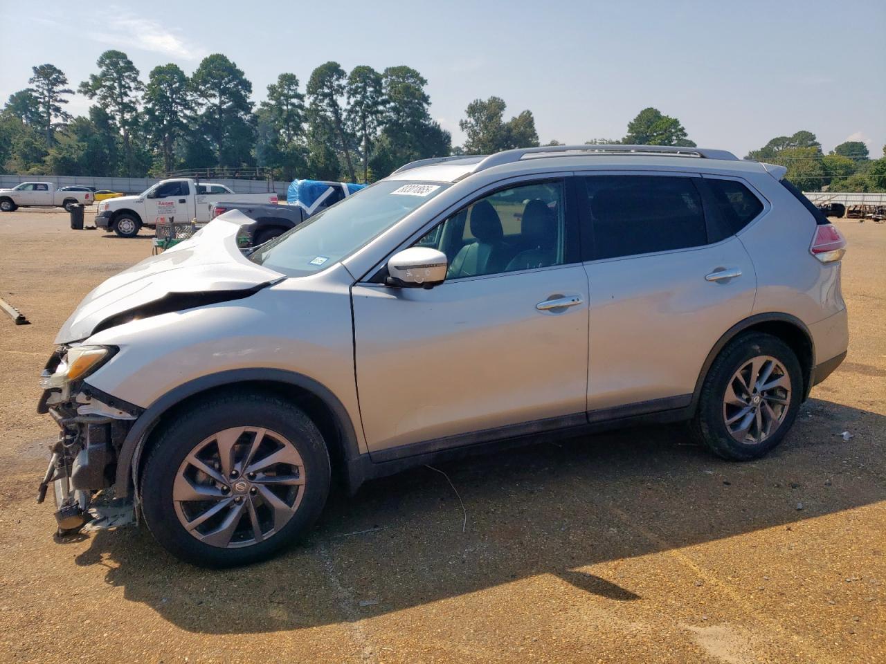 2016 NISSAN ROGUE