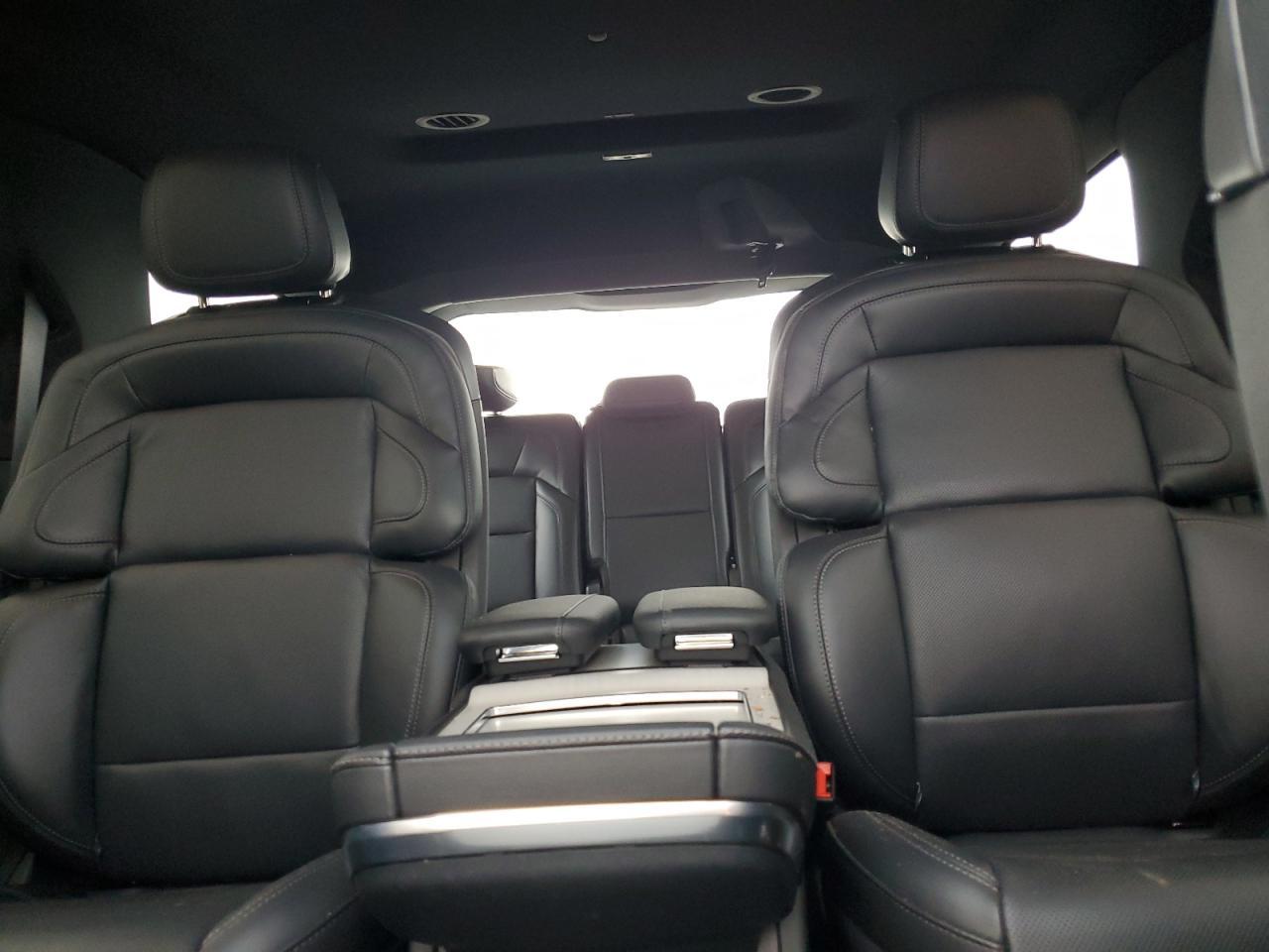2025 LINCOLN Navigator
