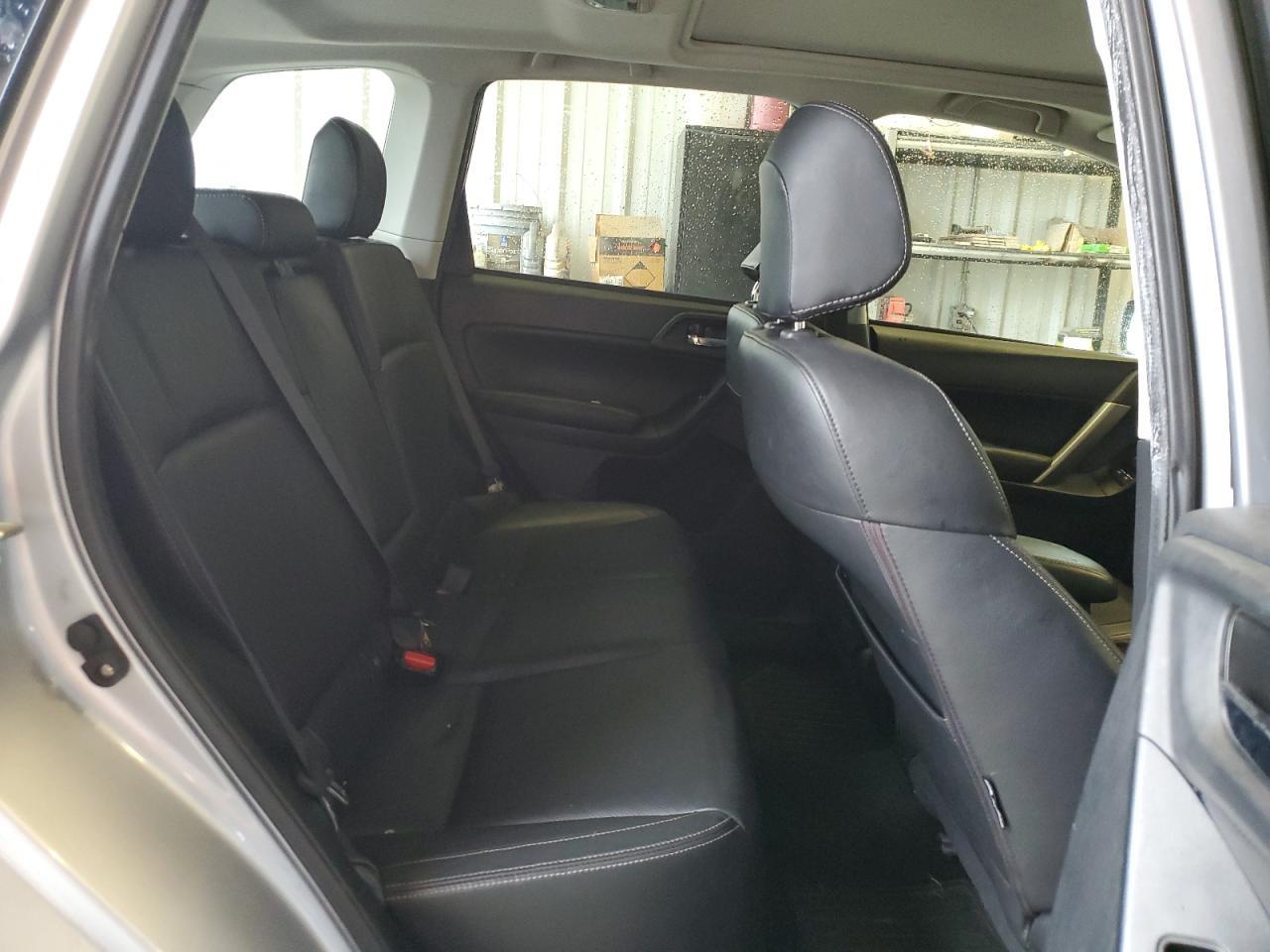 2017 SUBARU FORESTER