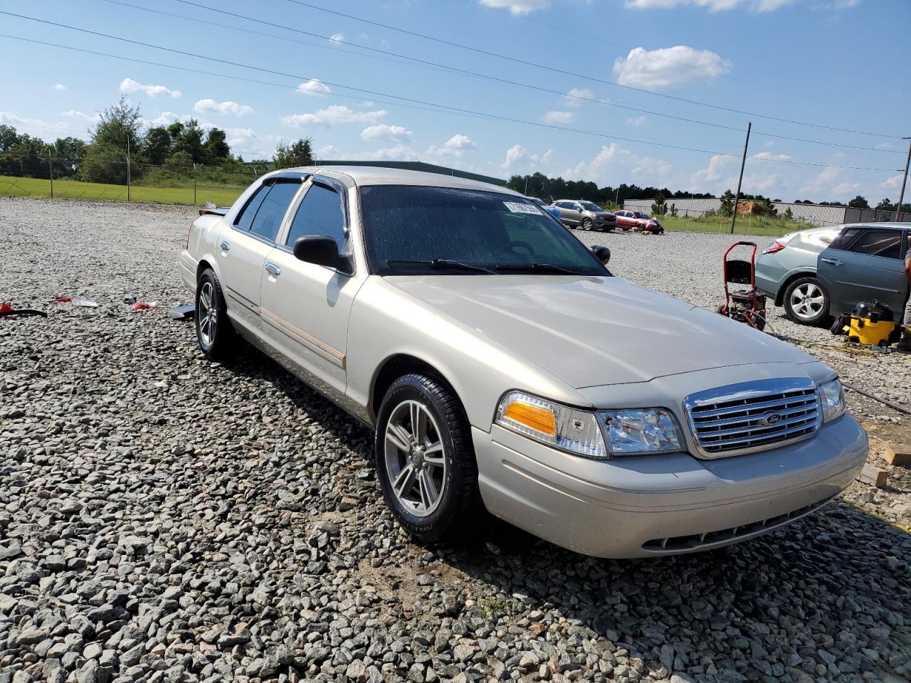 2009 FORD Crown Victoria