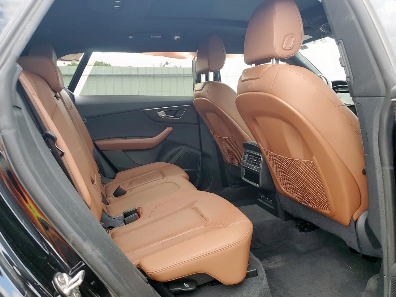 2021 AUDI Q8