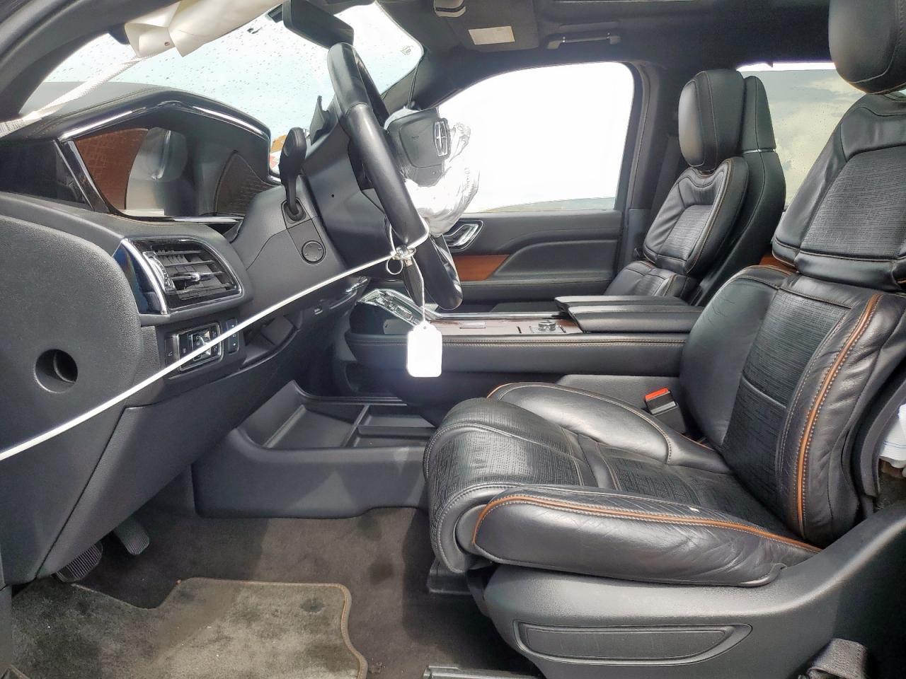 2023 LINCOLN Navigator