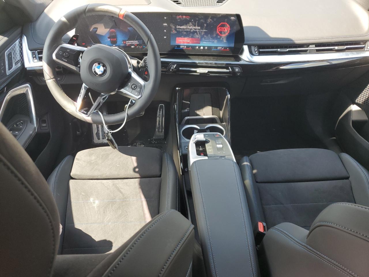 2025 BMW X1