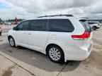 2012 TOYOTA SIENNA